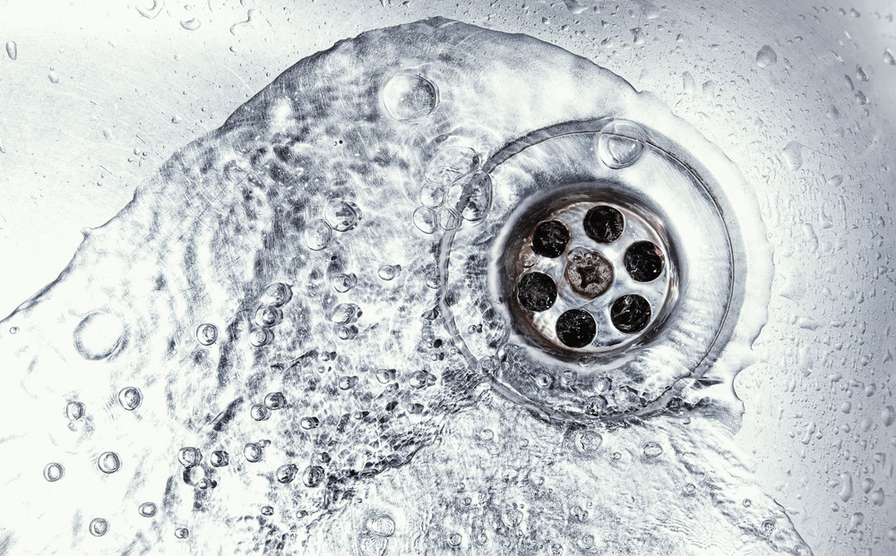 Read more about the article Expert Tips for Safe & Effective Drain Cleaning